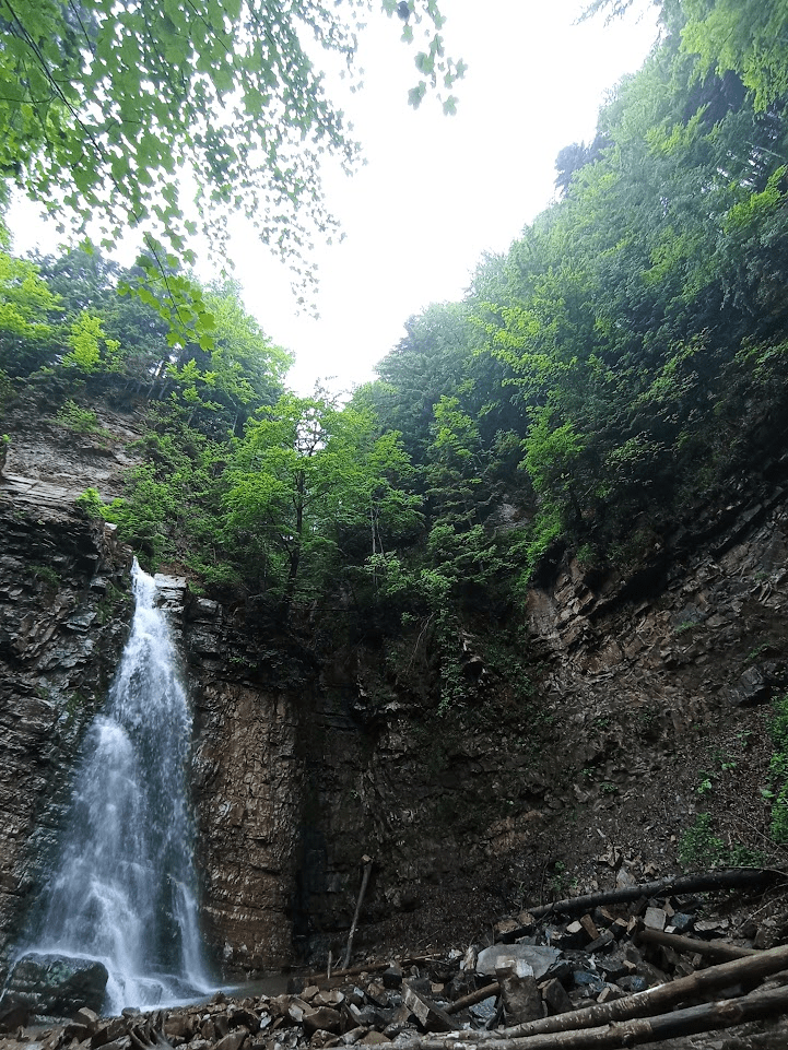 10 водоспадів в басейні Бистриці Солотвинської
